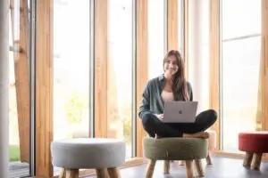 business yoga übungen als bgm - sandra kohns laja yoga