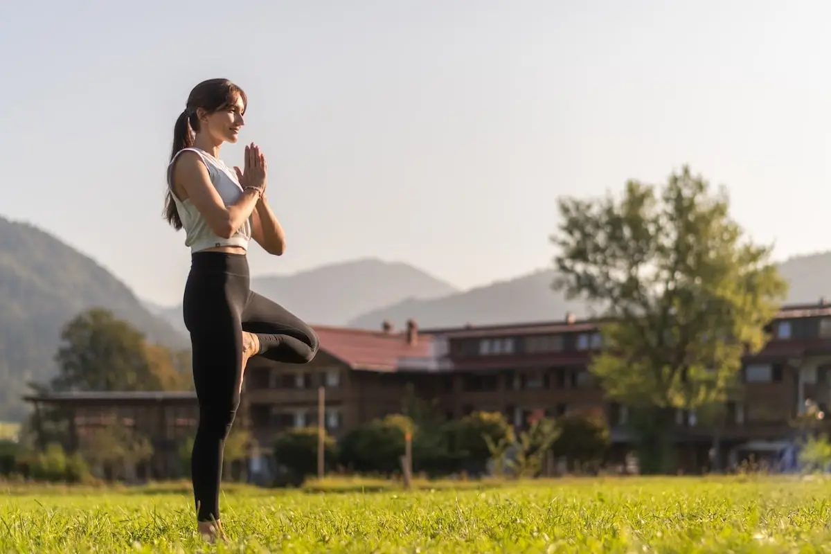 Yoga Am Morgen Sanfte bungen F r Deinen Start In Den Tag yoga-am-morgen-sanfte-bungen-f-r-deinen-start-in-den-tag