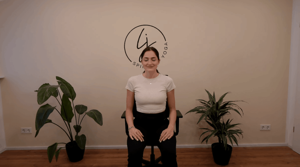 1-anfangsentspannung für yoga am arbeitsplatz--min