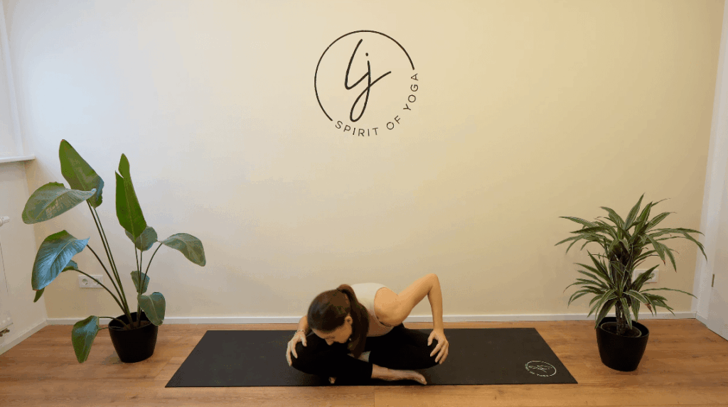 11 - Kreisbewegung für den Rücken -min