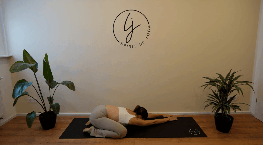 12 - kindshaltung zur seite-min