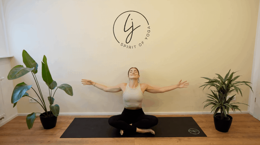 24 - Arme weit öffnen nach adler armen-min