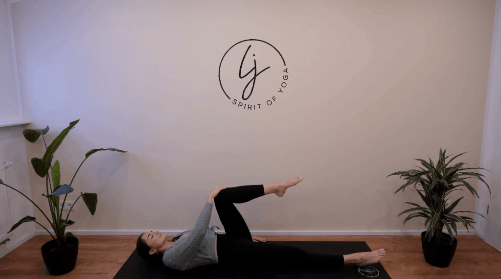 6- liegender twist schritt 1-min