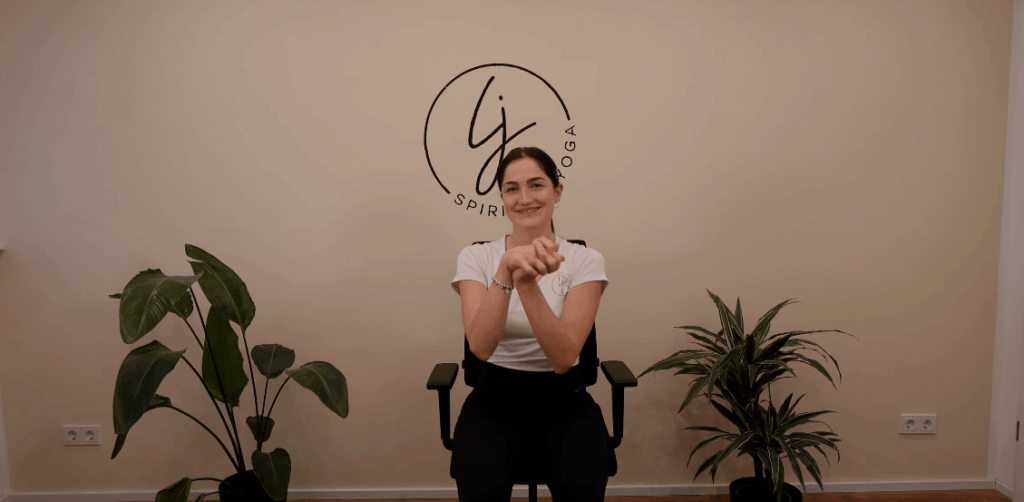 7-kreise deine handgelenke yoga übung-min