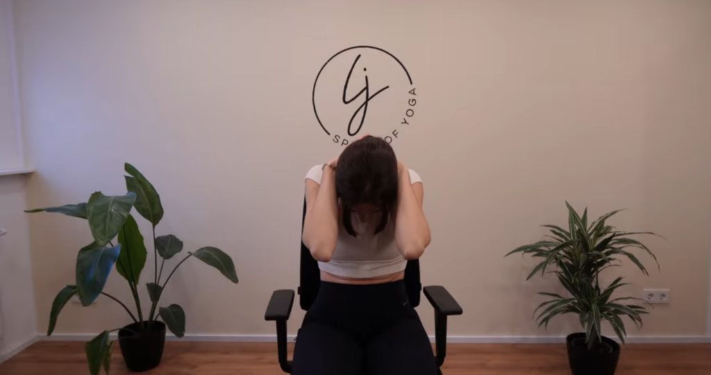 kopf nach vorne für den nacken