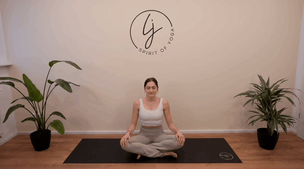 1-Yoga gegen Stress Atemübung