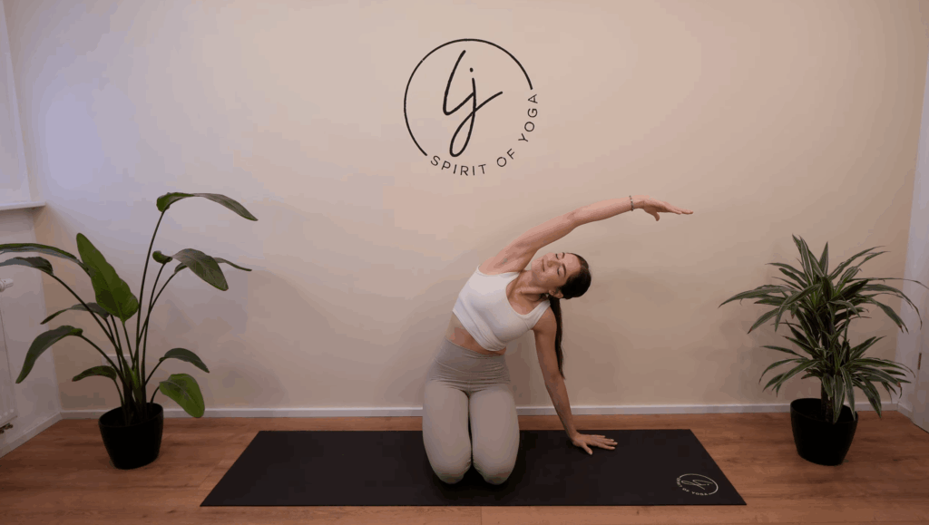 11-Seitbeuger im Kniestand Übung gegen Stress