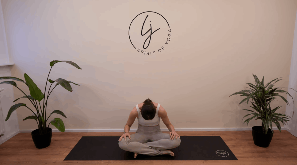 5-Rücken und Schuiltern rollen